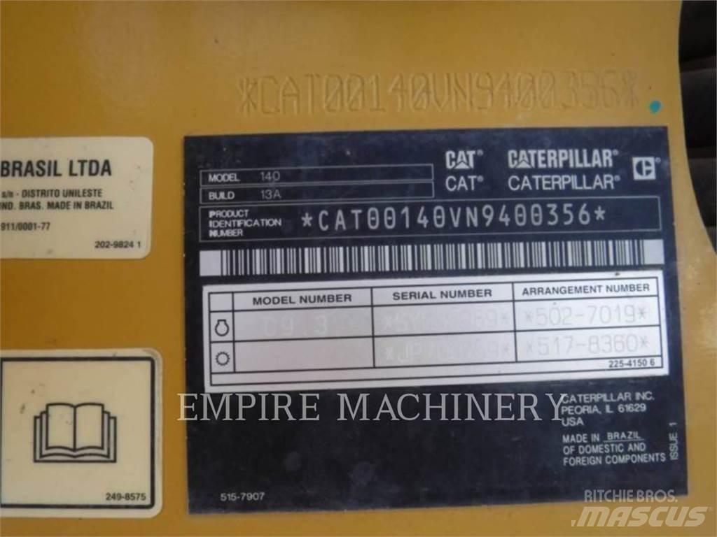 CAT 140-13 معدات تمهيد الطرق