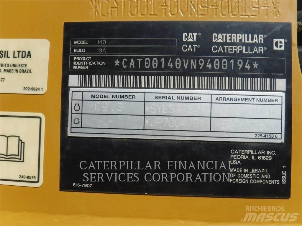 CAT 140-13 معدات تمهيد الطرق