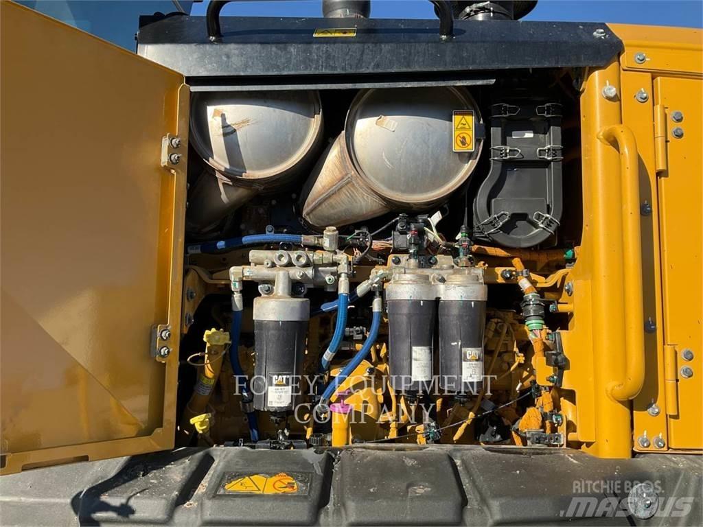 CAT 140-13AWL معدات تمهيد الطرق