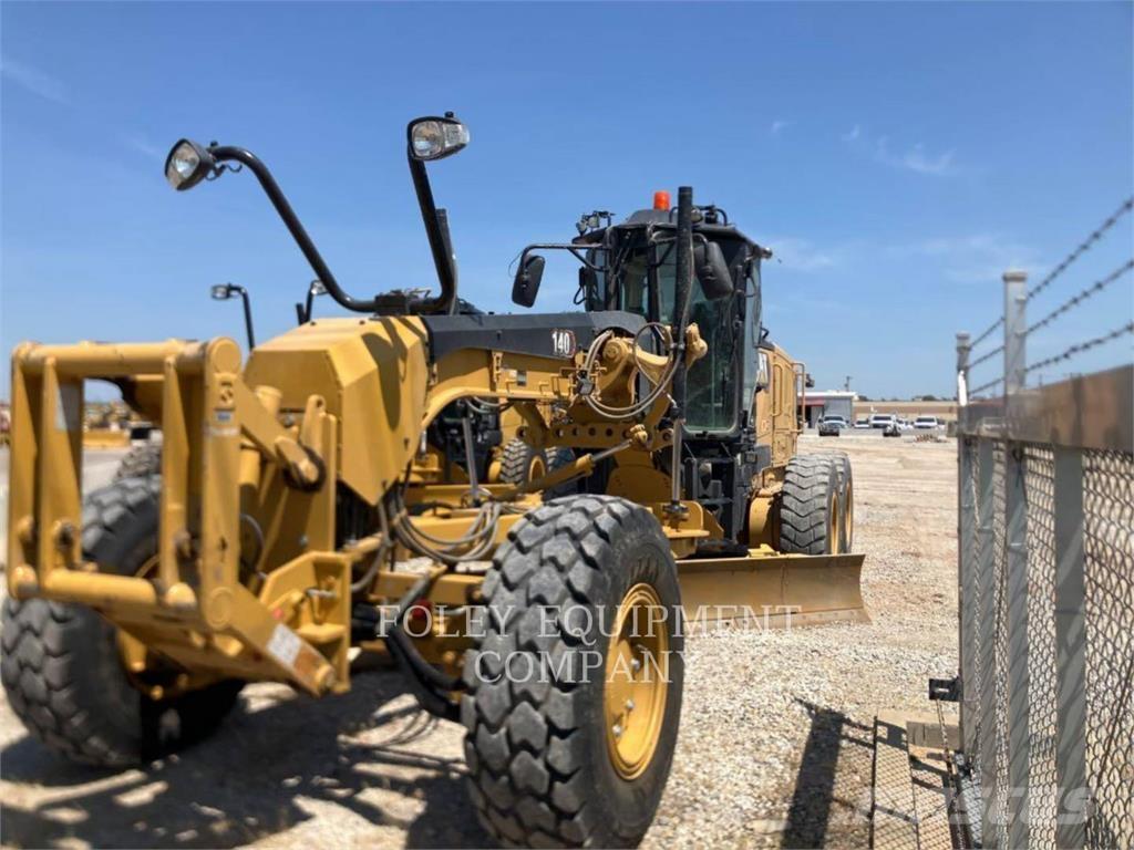 CAT 140-15AWJ معدات تمهيد الطرق