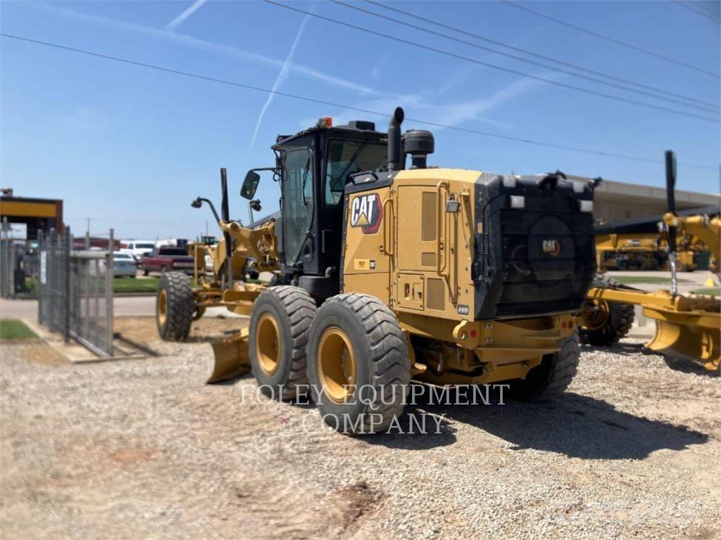 CAT 140-15AWJ معدات تمهيد الطرق