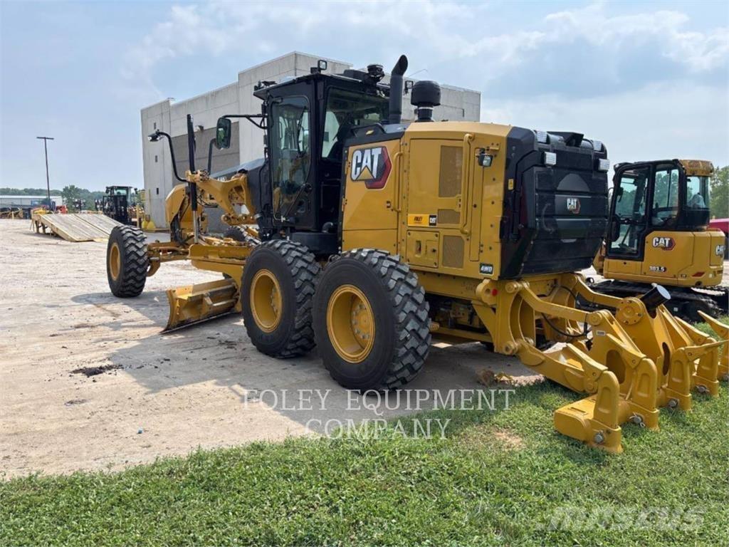 CAT 140-15AWJI معدات تمهيد الطرق