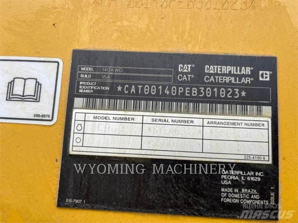 CAT 140 AWD معدات تمهيد الطرق