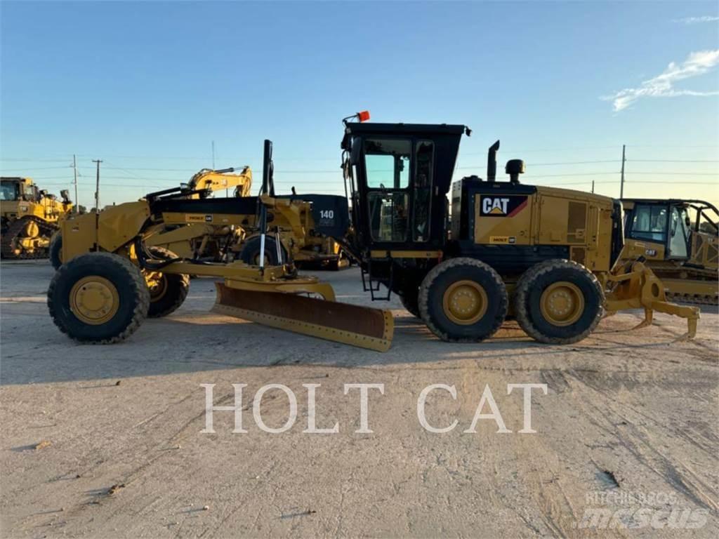 CAT 140 AWD معدات تمهيد الطرق