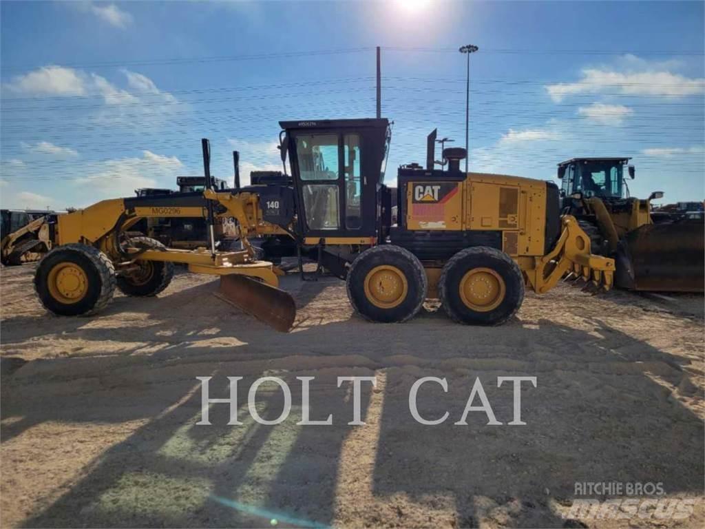 CAT 140 AWD معدات تمهيد الطرق