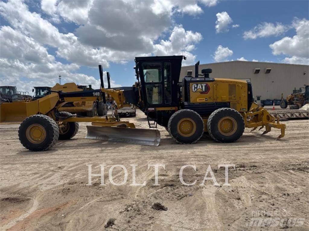 CAT 140 AWD معدات تمهيد الطرق