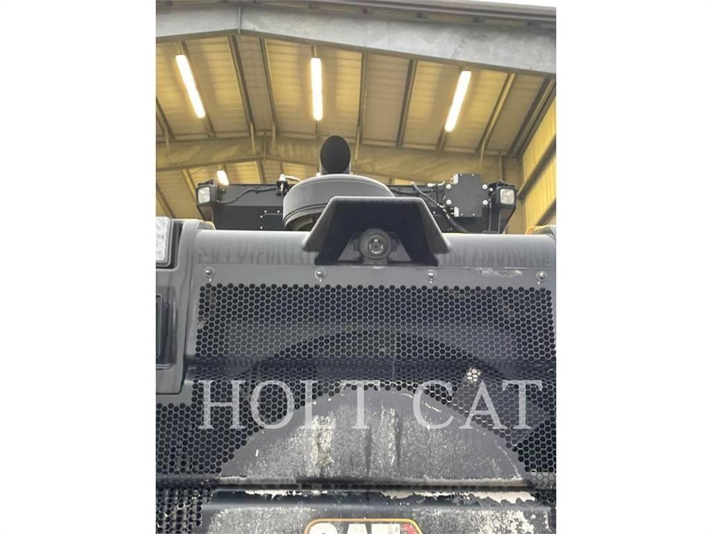 CAT 140 AWD معدات تمهيد الطرق