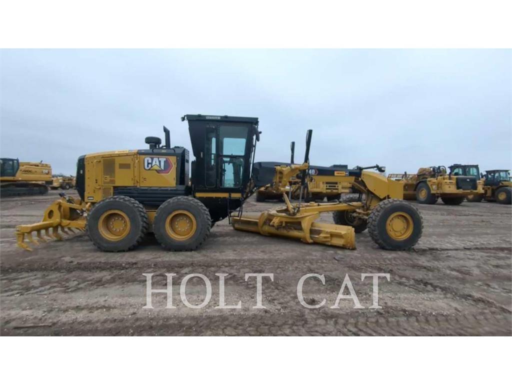 CAT 140 AWD معدات تمهيد الطرق