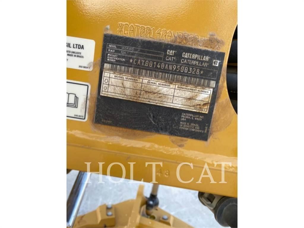 CAT 140 AWD معدات تمهيد الطرق