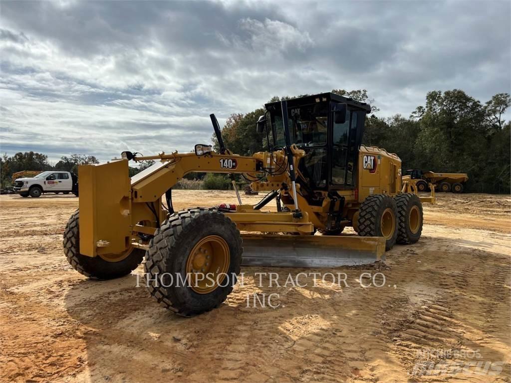 CAT 140 GC معدات تمهيد الطرق