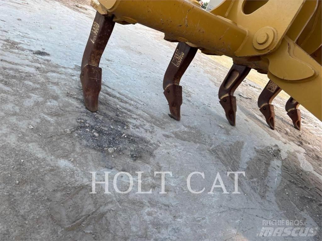 CAT 140 JOY3 معدات تمهيد الطرق