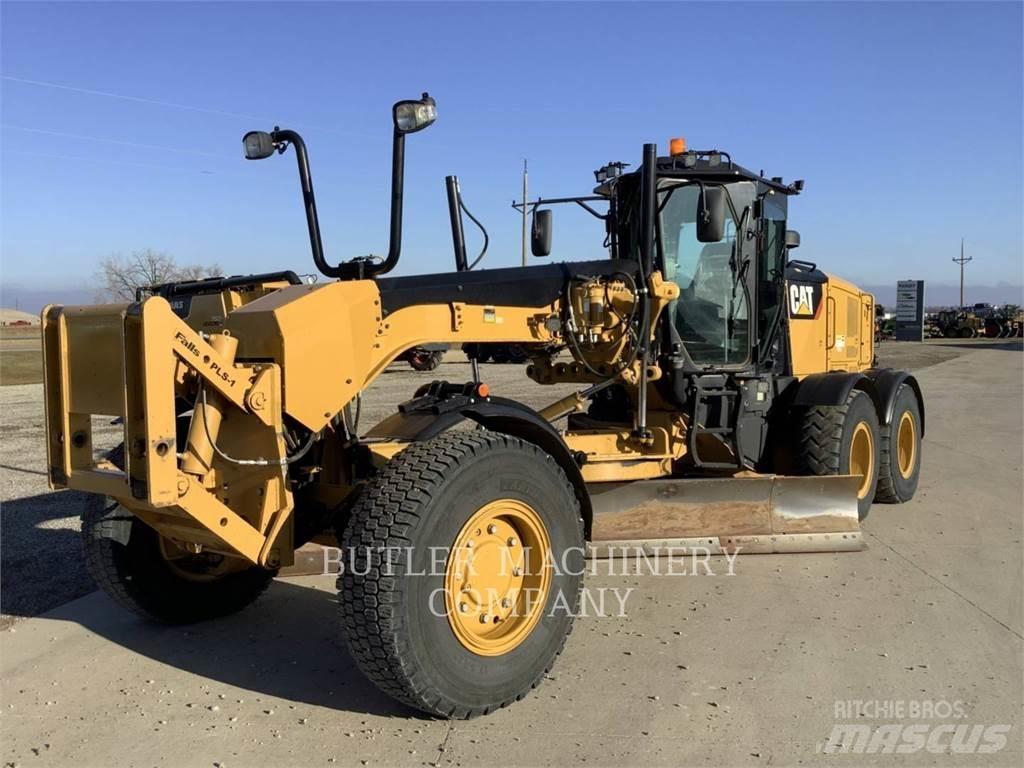 CAT 140 M3 معدات تمهيد الطرق