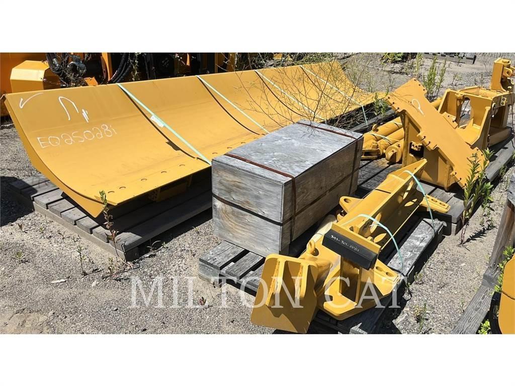 CAT 140 MASTLESS WING قاذفات الجليد