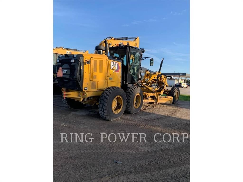 CAT 140AWD CS معدات تمهيد الطرق