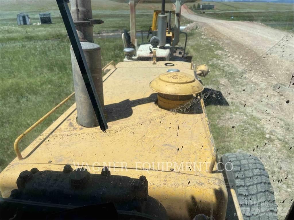 CAT 140G معدات تمهيد الطرق