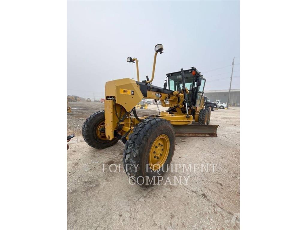 CAT 140GC-01AW معدات تمهيد الطرق