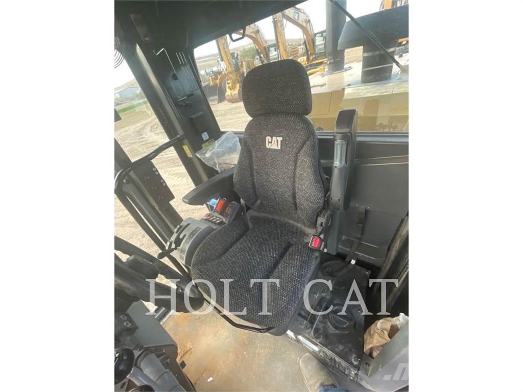 CAT 140GC AWD معدات تمهيد الطرق