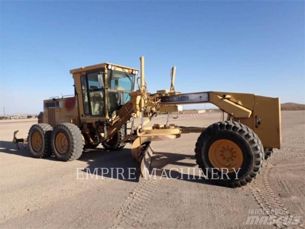 CAT 140H معدات تمهيد الطرق