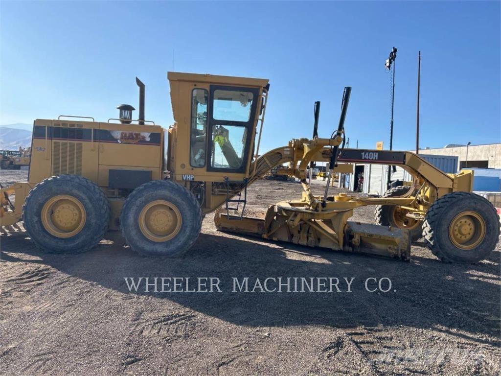 CAT 140H معدات تمهيد الطرق