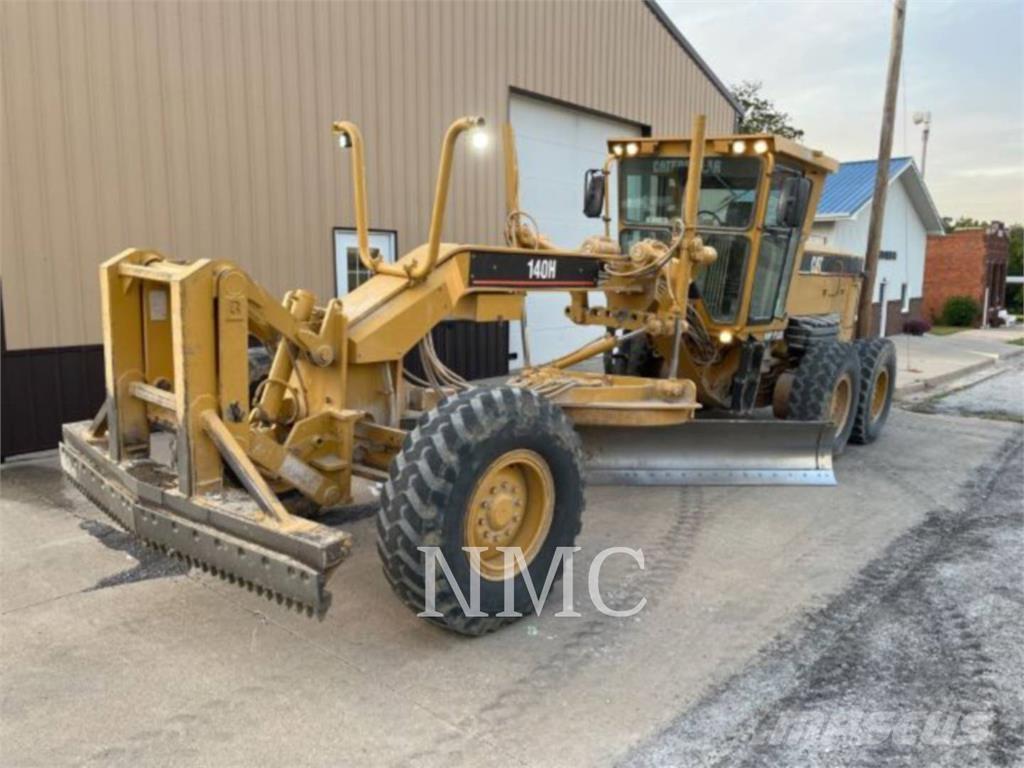 CAT 140H معدات تمهيد الطرق