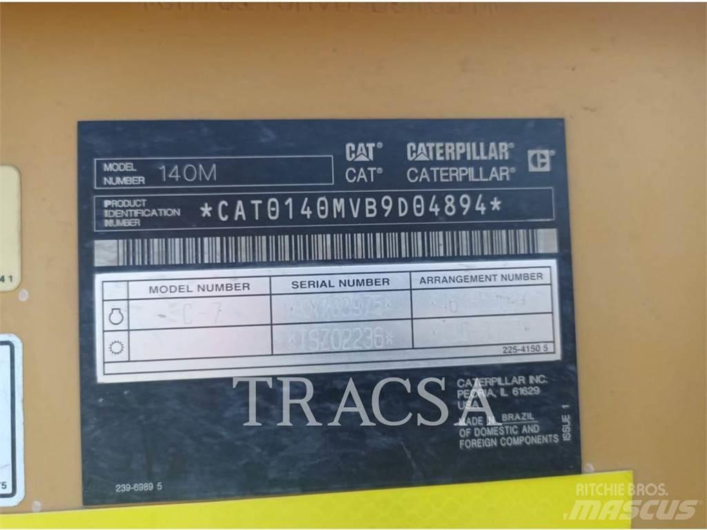 CAT 140M معدات تمهيد الطرق