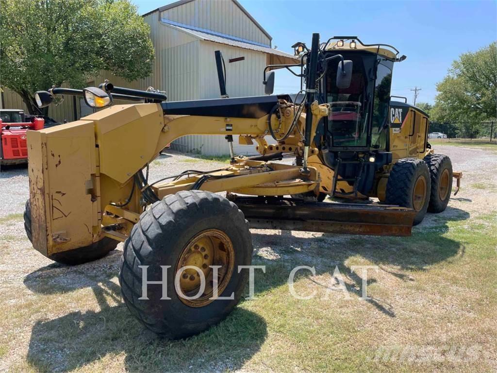 CAT 140M معدات تمهيد الطرق