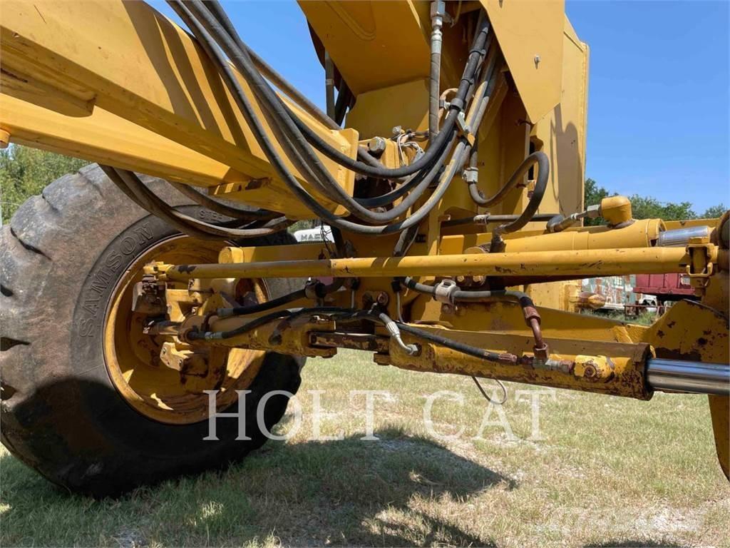 CAT 140M معدات تمهيد الطرق