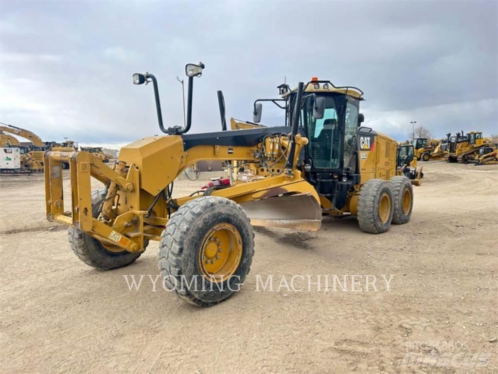 CAT 140M 2 معدات تمهيد الطرق
