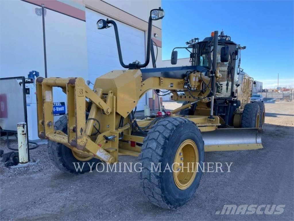 CAT 140M 2 معدات تمهيد الطرق