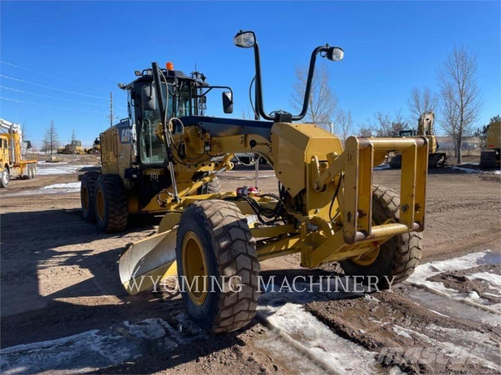 CAT 140M 2 معدات تمهيد الطرق