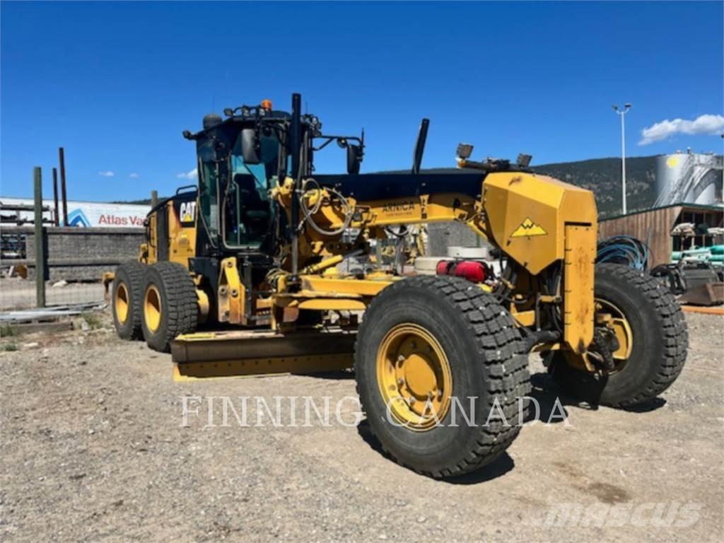 CAT 140M AWD معدات تمهيد الطرق
