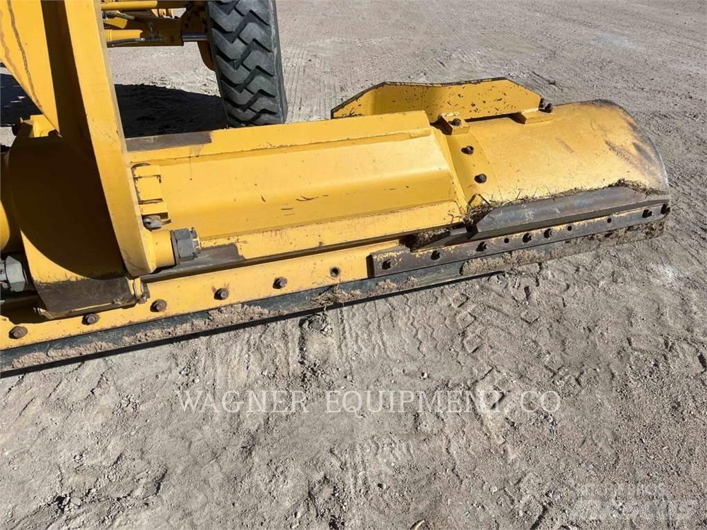 CAT 140M VHP+ معدات تمهيد الطرق