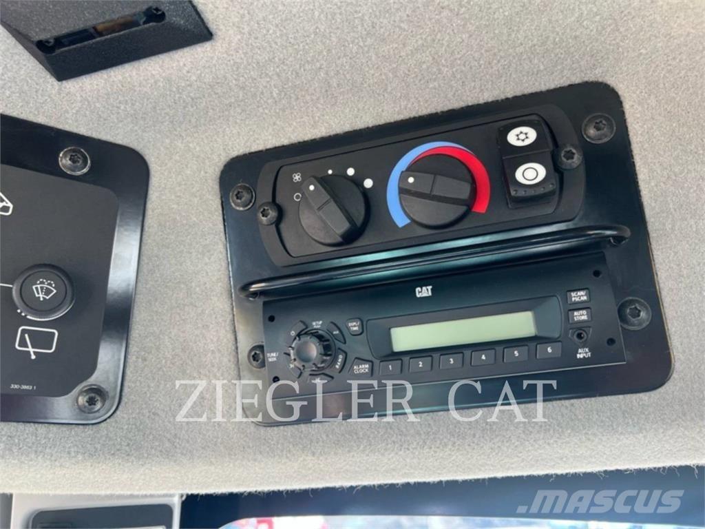CAT 140M2 معدات تمهيد الطرق