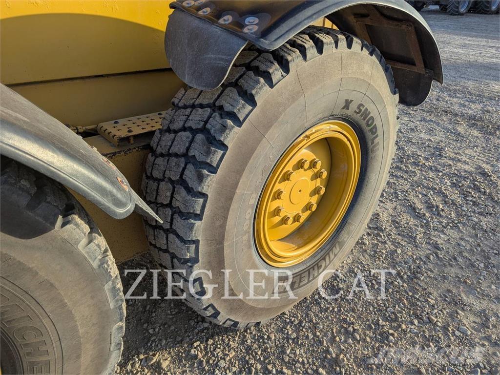 CAT 140M2 معدات تمهيد الطرق