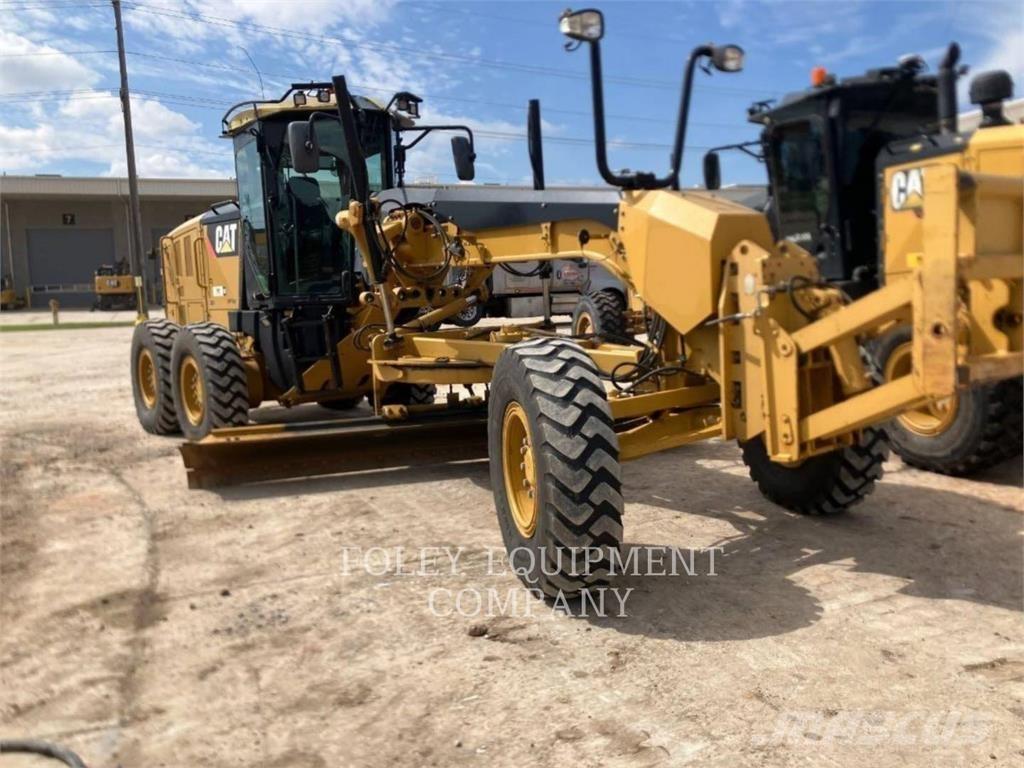 CAT 140M2 معدات تمهيد الطرق