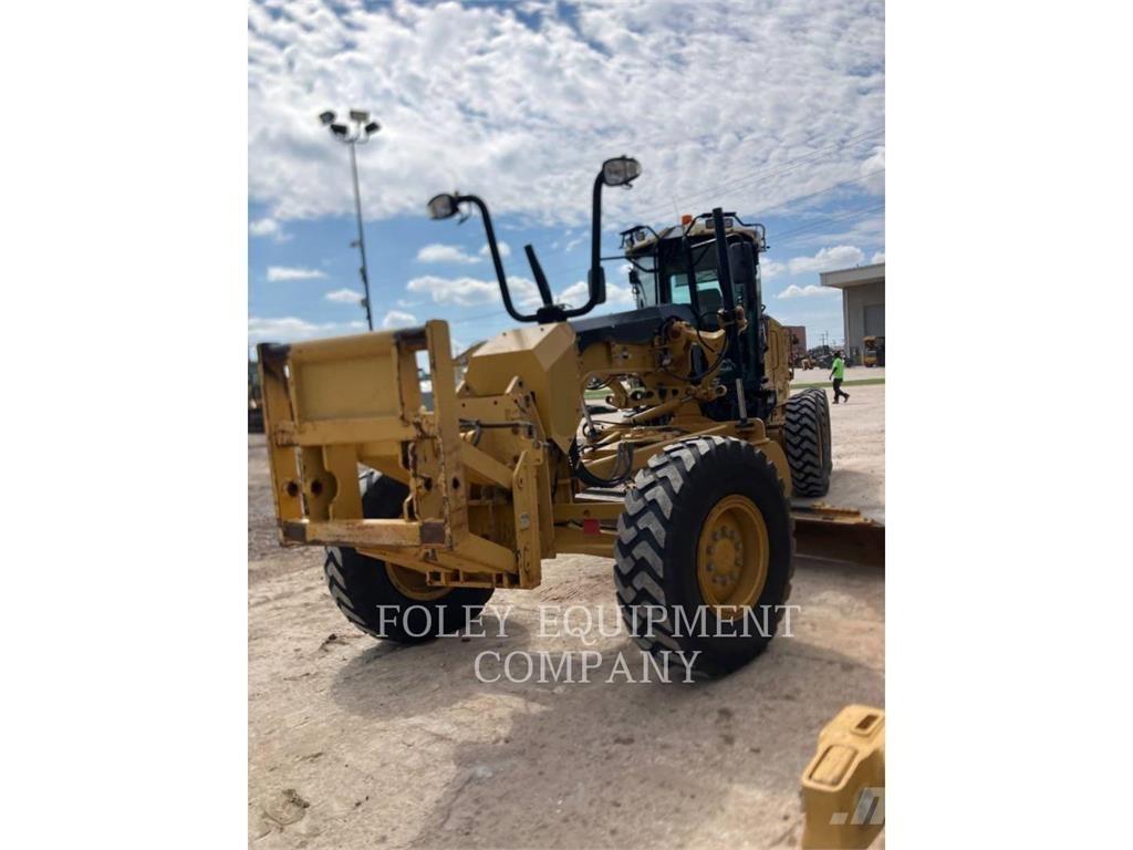 CAT 140M2 معدات تمهيد الطرق