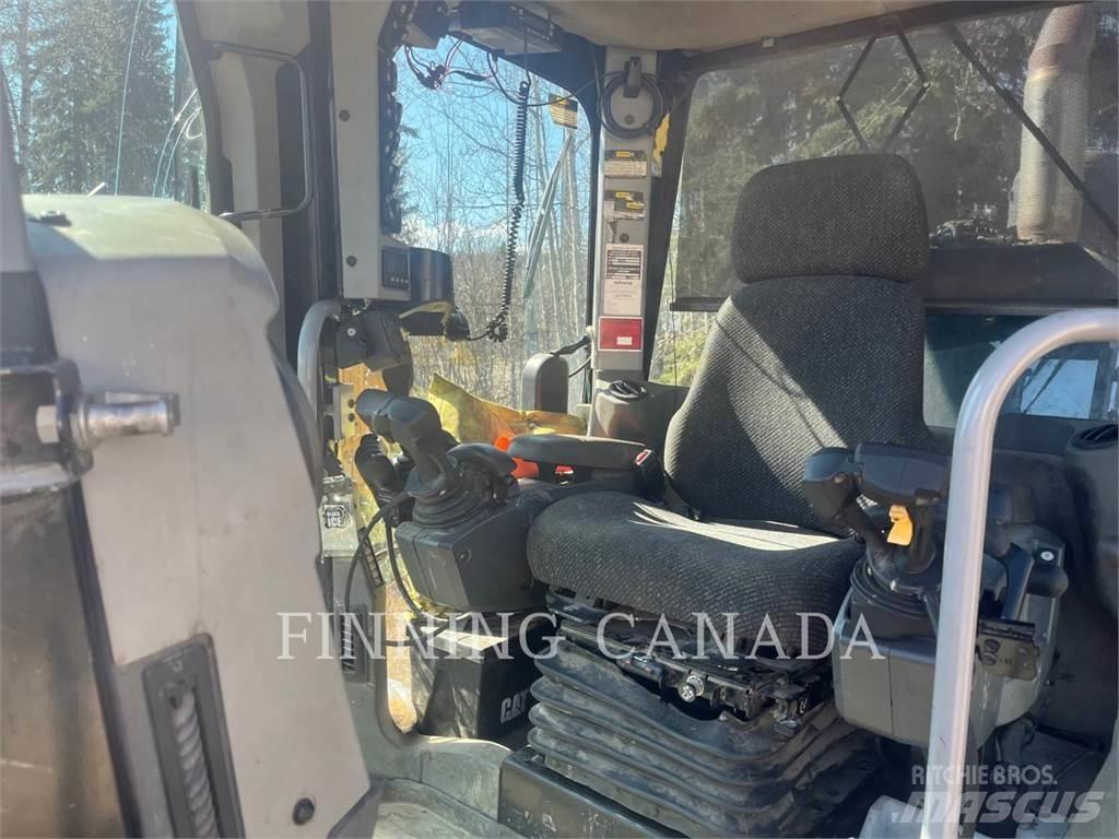 CAT 140M2 AWD معدات تمهيد الطرق