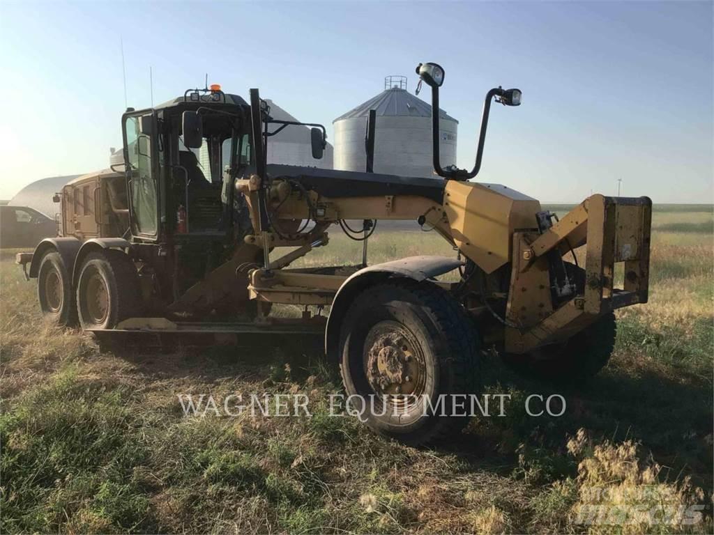 CAT 140M2 AWD معدات تمهيد الطرق