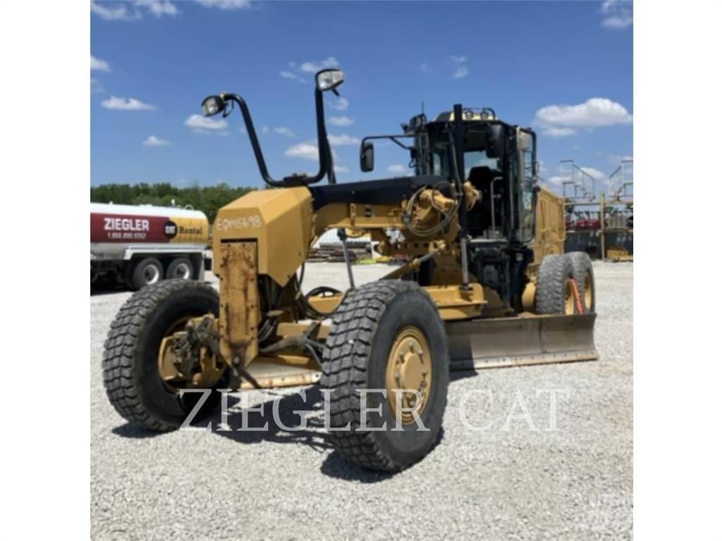 CAT 140M2AWD معدات تمهيد الطرق