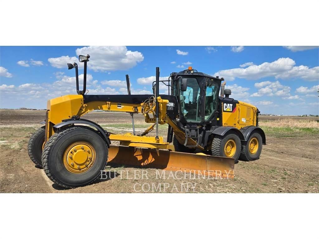 CAT 140M2AWD معدات تمهيد الطرق