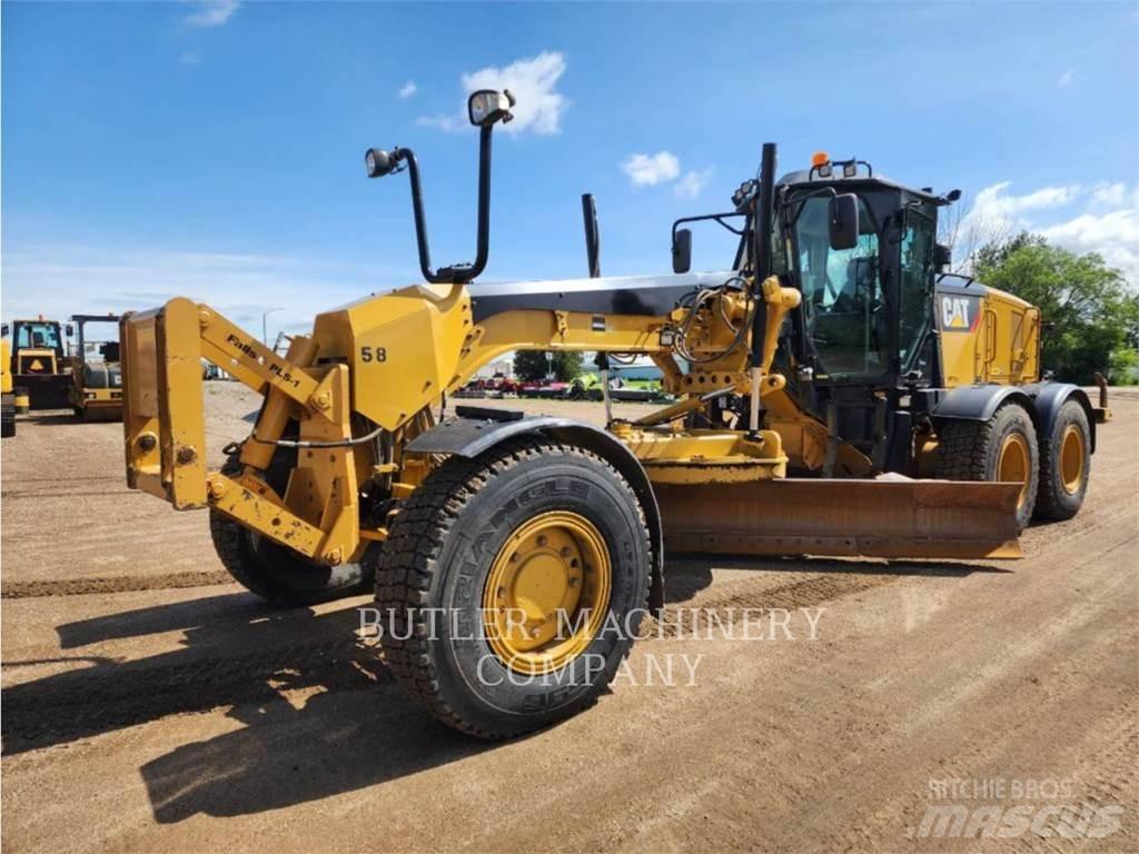 CAT 140M2AWD معدات تمهيد الطرق