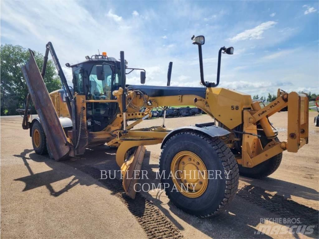 CAT 140M2AWD معدات تمهيد الطرق