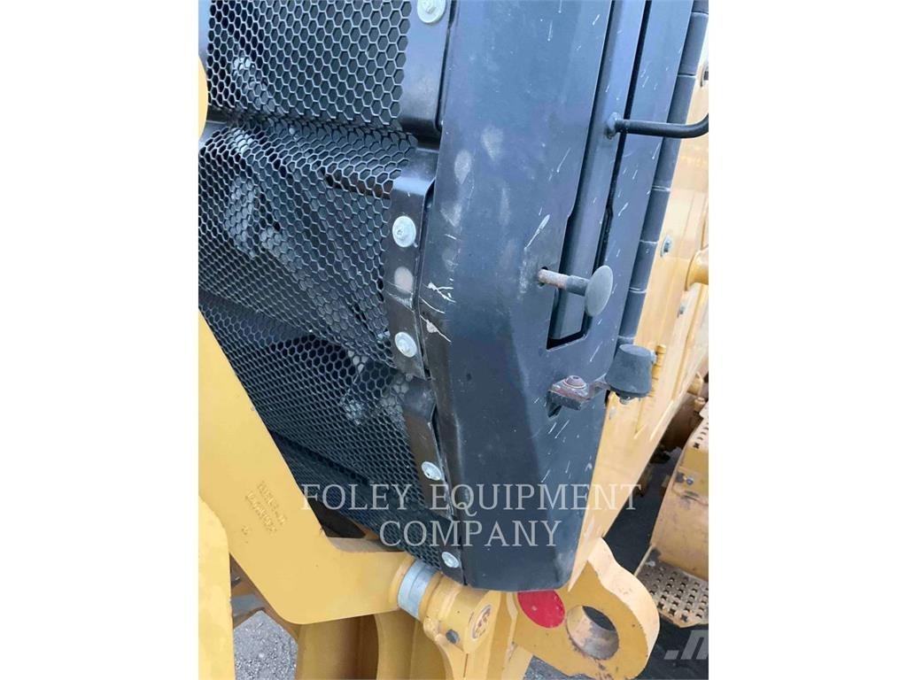 CAT 140M2AWD معدات تمهيد الطرق