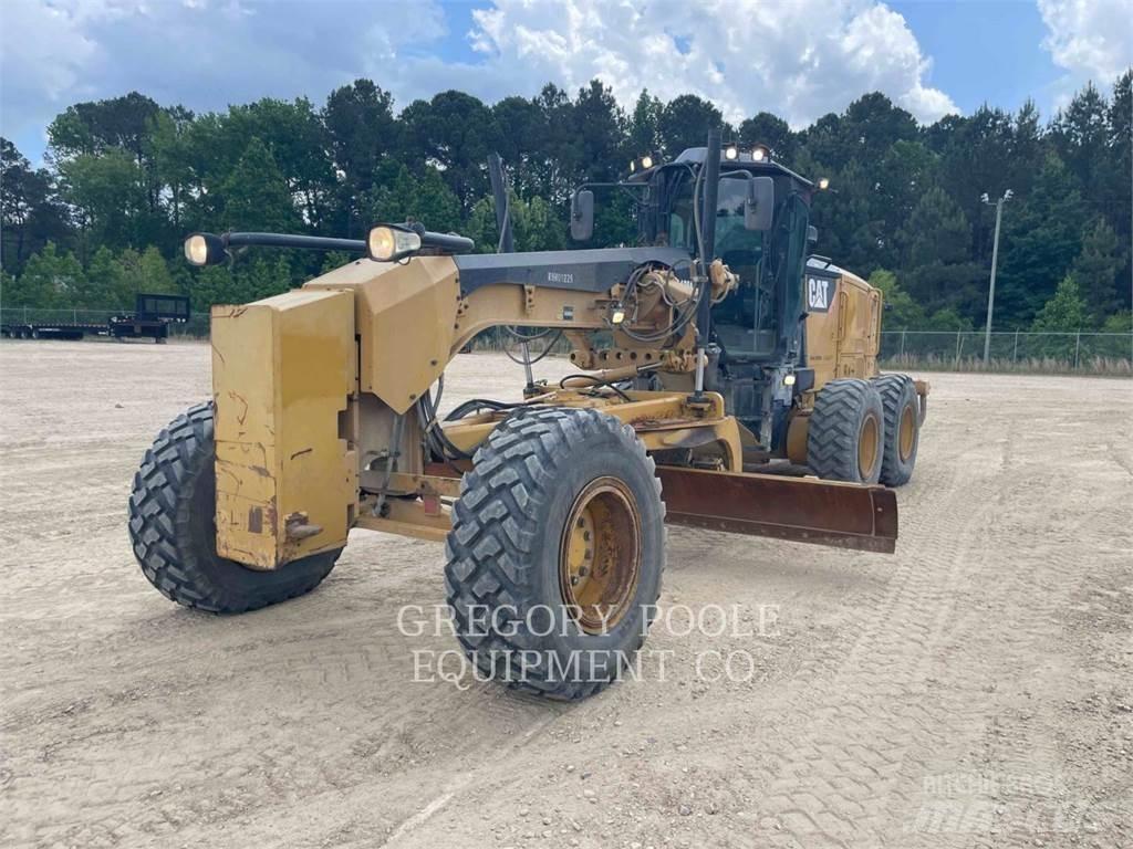 CAT 140M3 معدات تمهيد الطرق