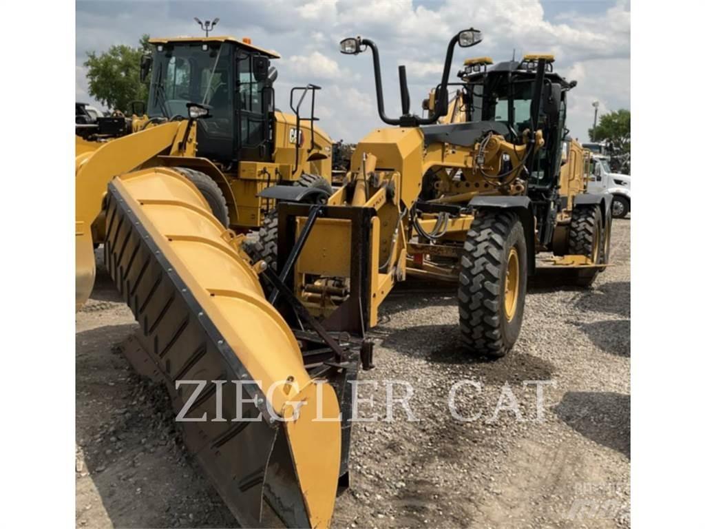 CAT 140M3 معدات تمهيد الطرق