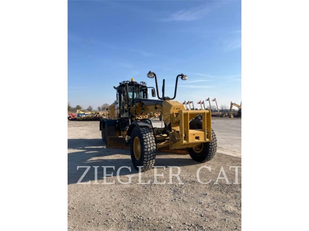 CAT 140M3 معدات تمهيد الطرق