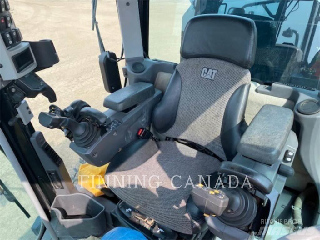 CAT 140M3 معدات تمهيد الطرق