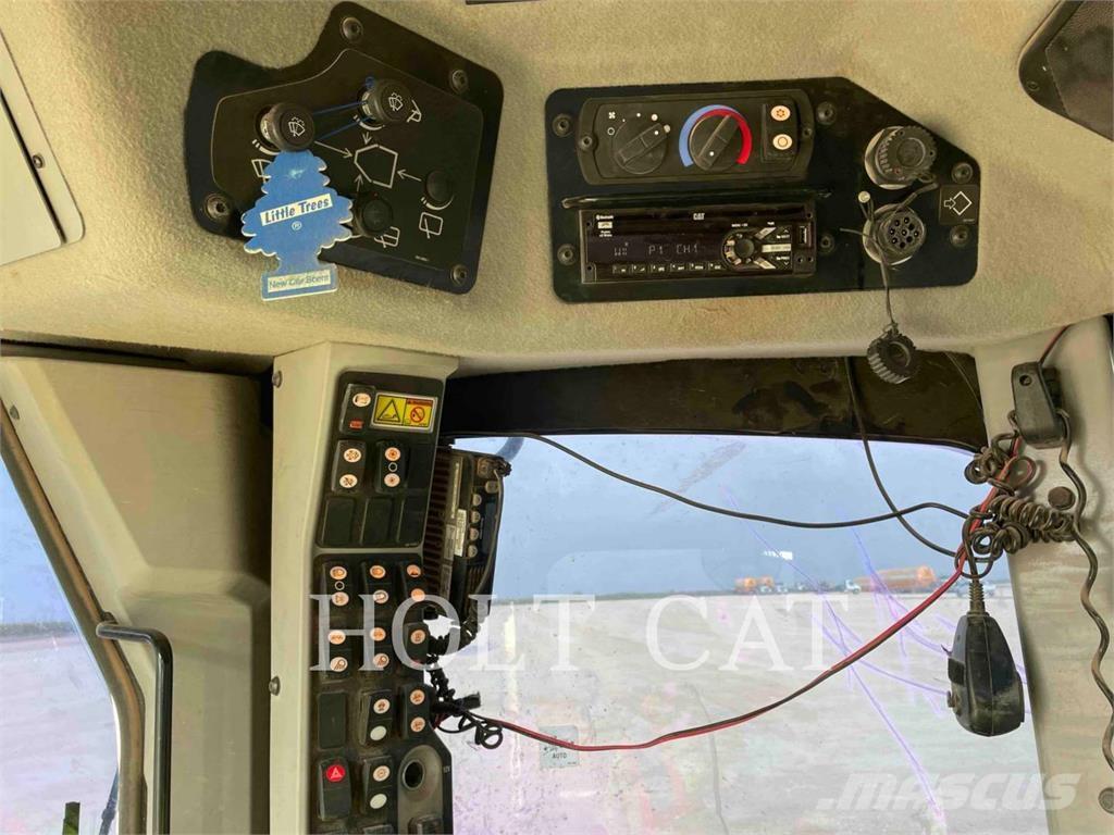 CAT 140M3 معدات تمهيد الطرق