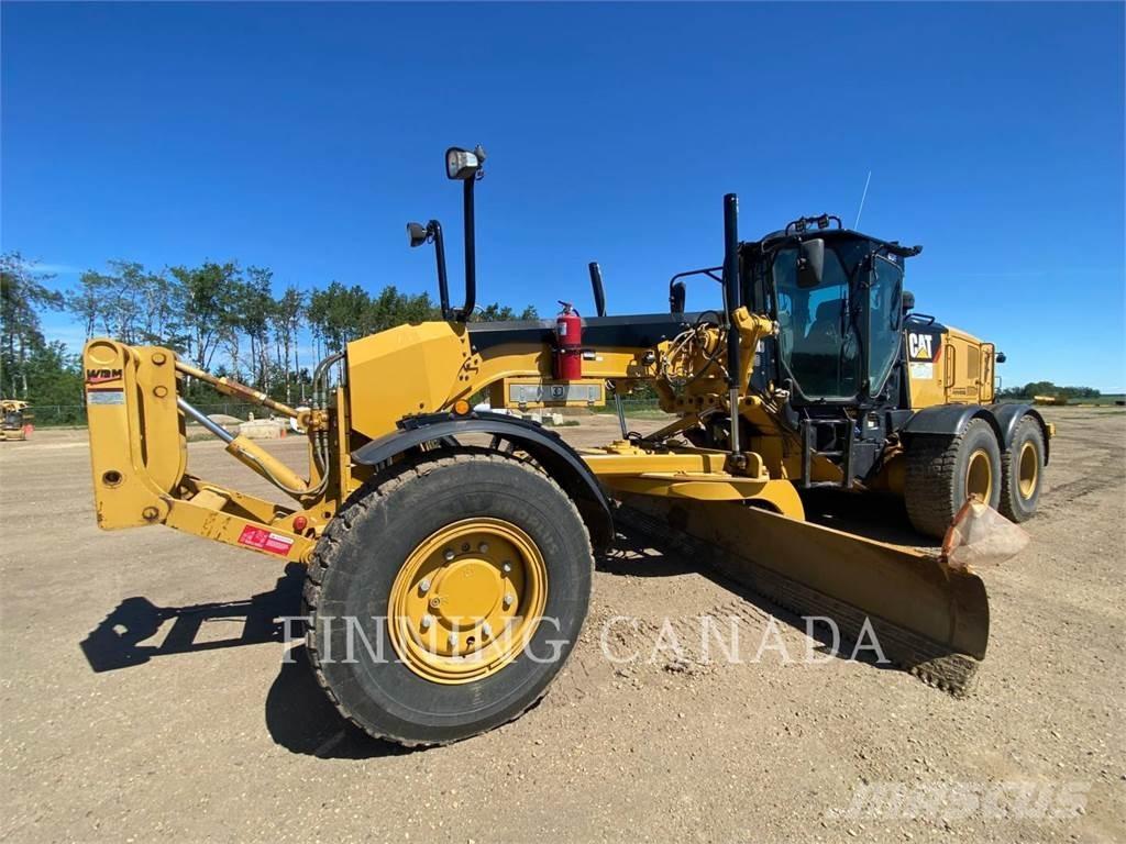 CAT 140M3 معدات تمهيد الطرق