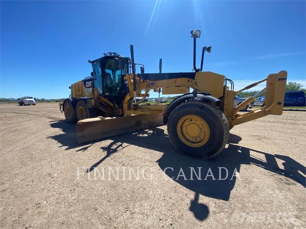 CAT 140M3 معدات تمهيد الطرق
